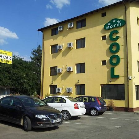 Motel Cool Bărcăneşti Eksteriør billede