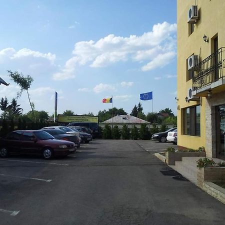 Motel Cool Bărcăneşti Eksteriør billede