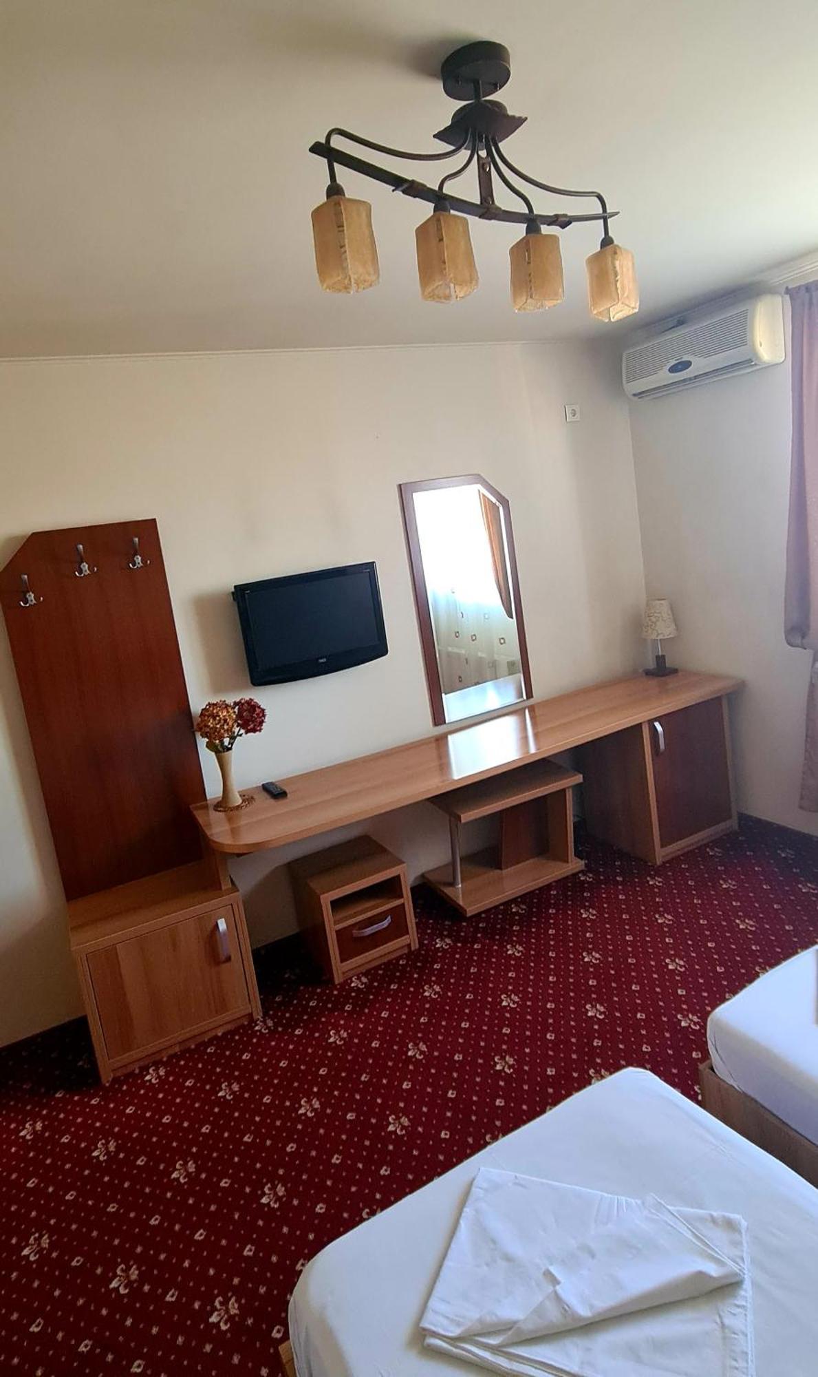 Motel Cool Bărcăneşti Værelse billede